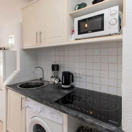 Santa Maria 57 - Апартаменты *