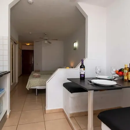 Апартаменты Santa Maria 57 - *